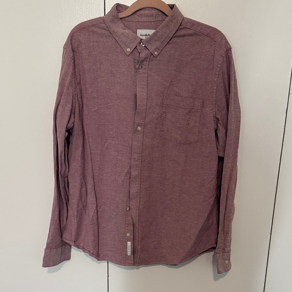 Goodfellow & Co Maroon Casual Button-Down Shirt
